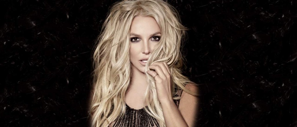 Britney Spears κατηγορεί παπαράτσι