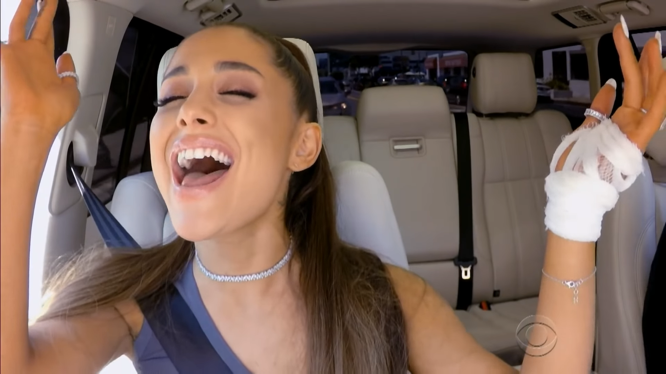 Ariana Grande πήγε στο Carpool Karaoke