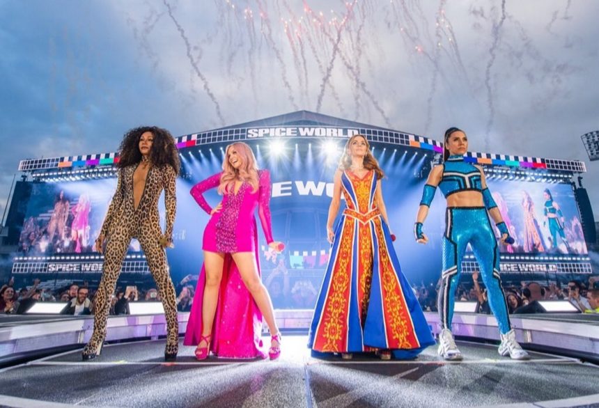 Η πρώτη συναυλία των Spice Girls στέφθηκε με απόλυτη αποτυχία