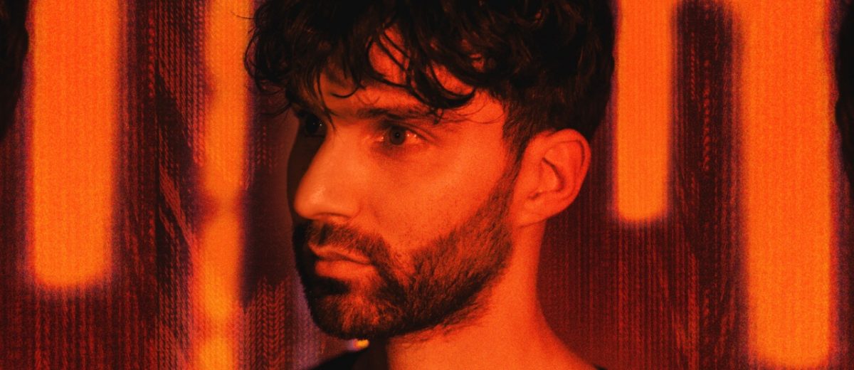 R3hab συνεργάζεται με τους A Touch Of Class και μετατρέπουν το "All Around The World