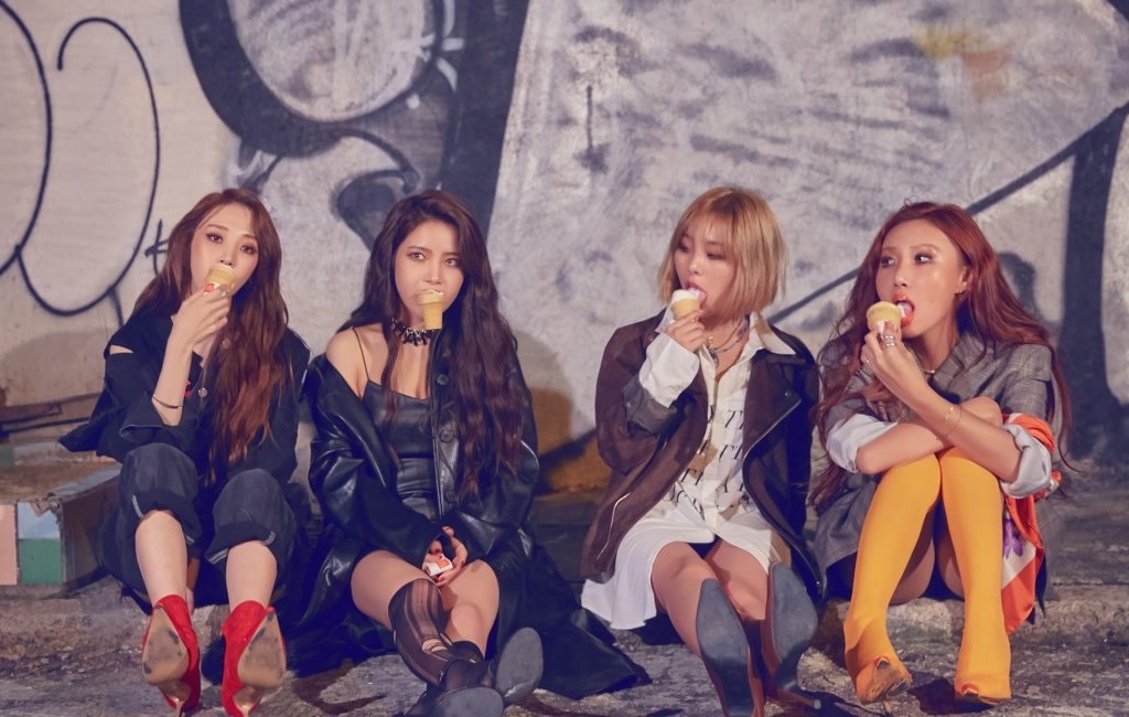 Έξι γυναικεία K-pop συγκροτήματα κυκλοφορούν ταυτόχρονα τα τραγούδια τους