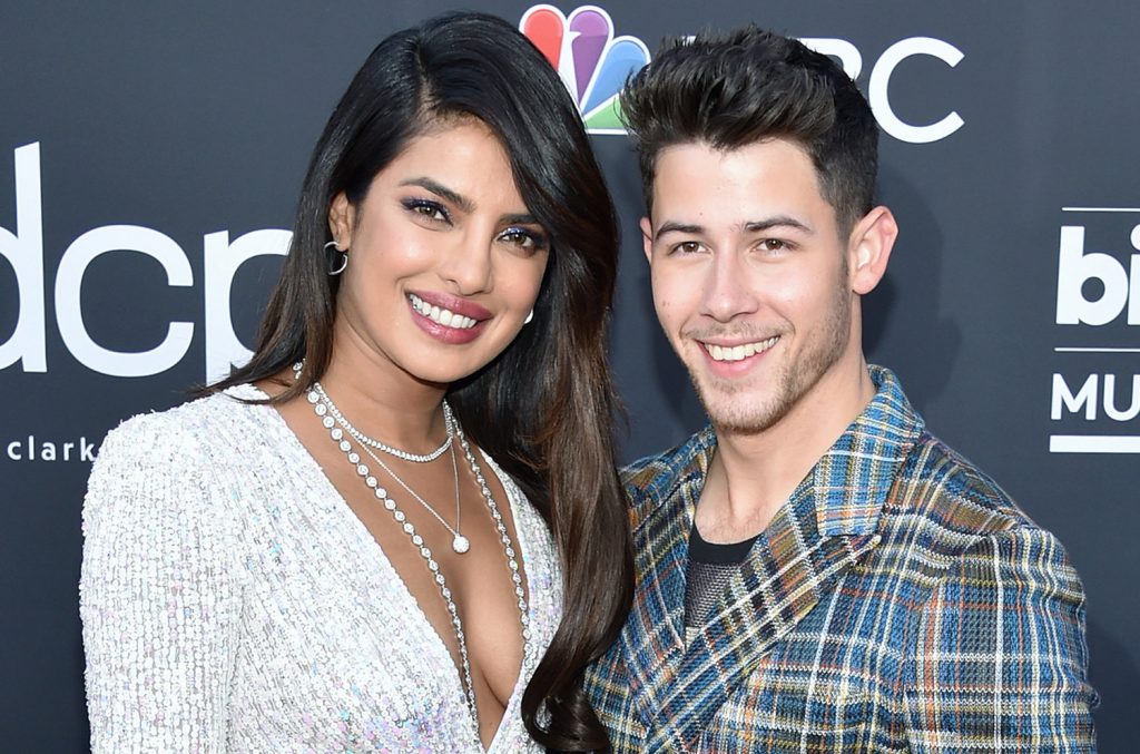 Ο Nick Jonas και η Priyanka Chopra ετοιμάζουν μια γαμήλια τηλεοπτική σειρά
