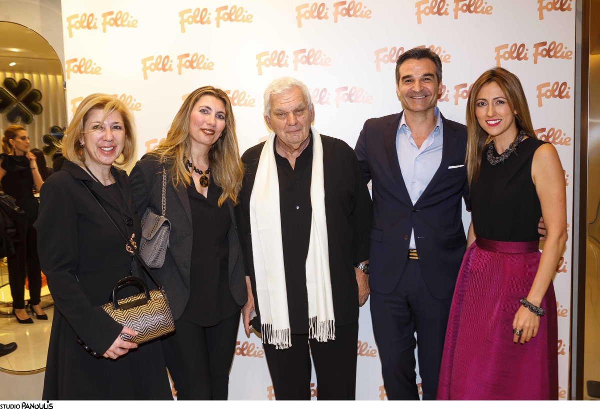 Η Έλενα Μαθιού, Global Chief Brands Officer FF Group, η Αγγέλα Κάτρη, Brand Director Folli Follie, ο Δημήτρης Κουτσολιούτσος Ιδρυτής & Πρόεδρος του Ομίλου FF Group, ο Μίλτος Καλμαντής, General Manager EMEA FF Group, η Αφροδίτη Πηγή, Corporate Affairs & Public Relations Director FF Group 